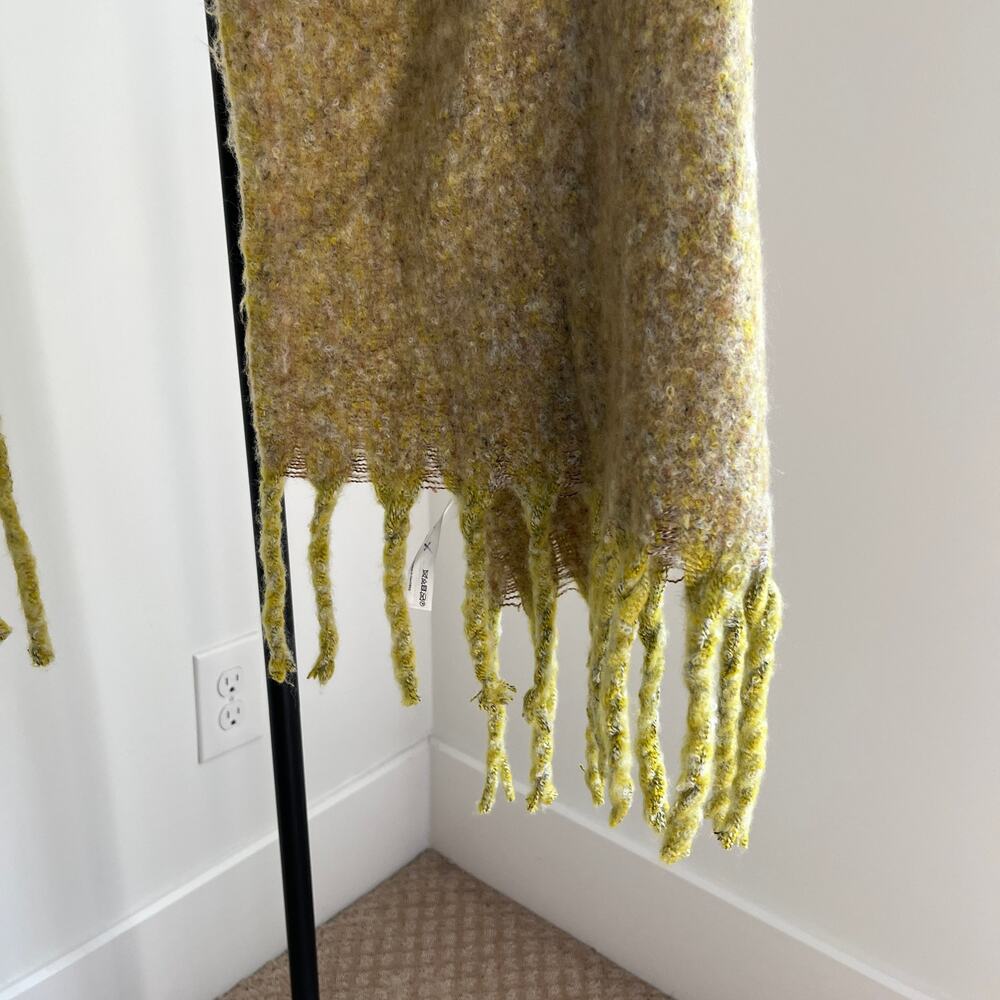 Urban Outfitters Fringe Scarf In Green Yellow Multi NEW - Picture 4 of 6